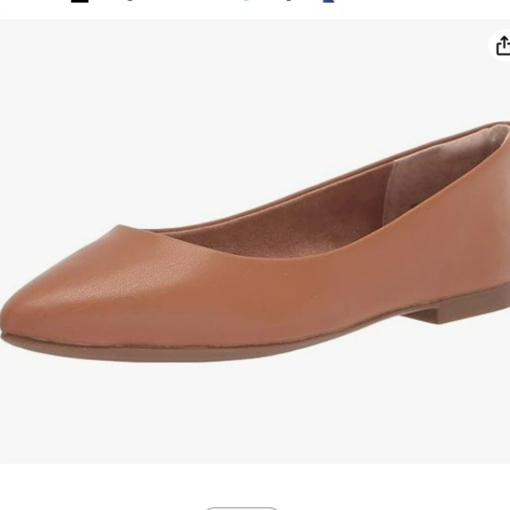 Amazon Essentials Women's Tan Pointed Toe Flats